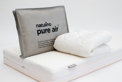 Łóżeczko dla niemowląt Natulino DreamNest 120 x60 z materacem PURE AIR Plain (piankowy)     